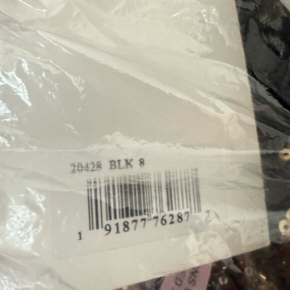 Mac Duggal Black Embellished Gathered Puff Sleeve Faux Wrap Gown 20428 Women’s - Picture 9 of 10